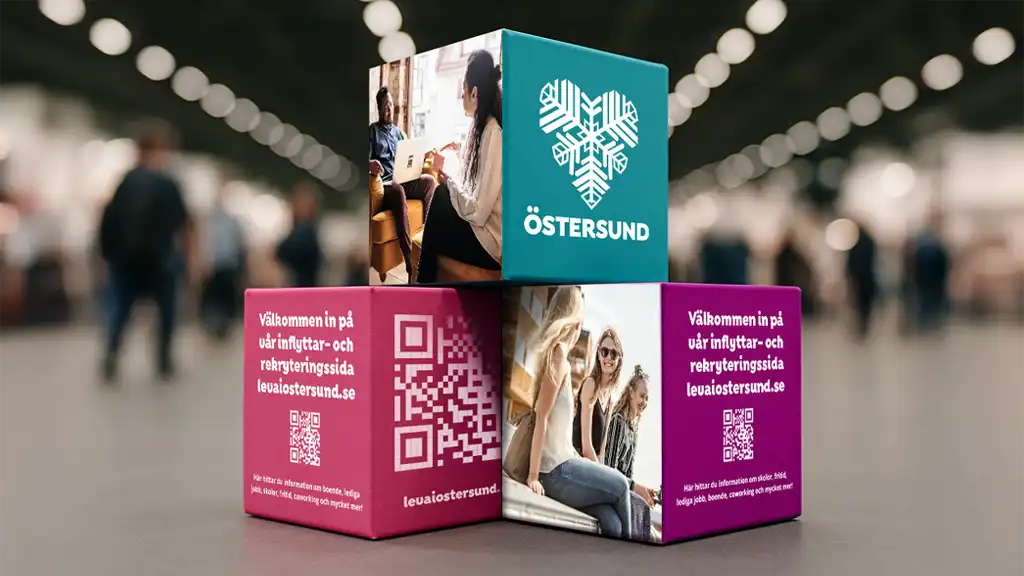 Tre lådor med reklam för levaiostersund.se